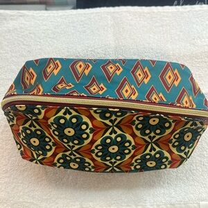 Estée Lauder Makeup Bag